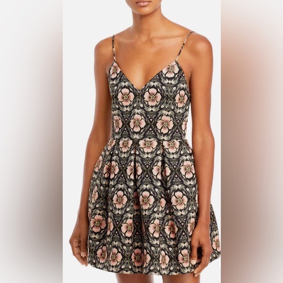 Alice + Olivia Dresses & Skirts - Alice + Olivia MADISON FLORAL MINI DRESS NWT SIZE 0